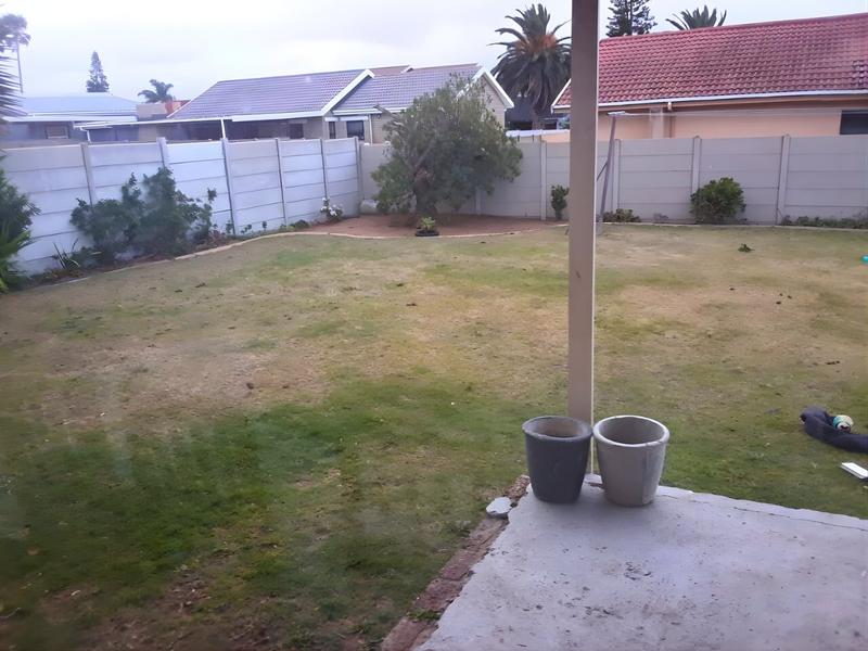 3 Bedroom Property for Sale in Heiderand Western Cape